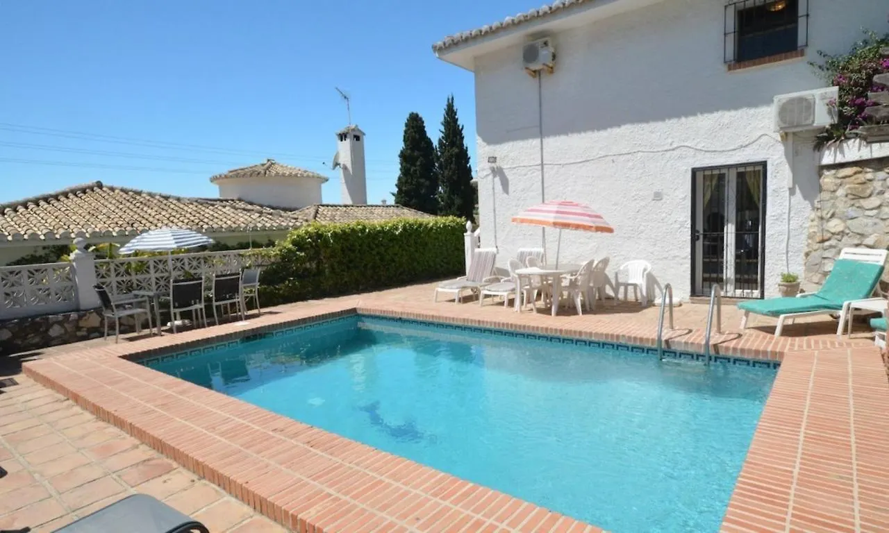 Beautiful 4-Bed Det Villa Private Pool Sea Views Mijas